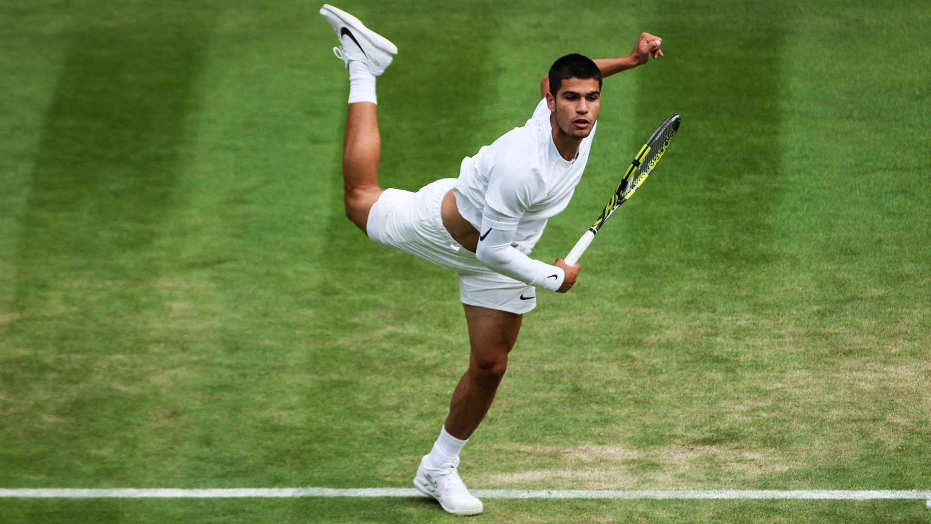 Carlos Alcaraz will face a qualifier in his first match at The Queen's Club.