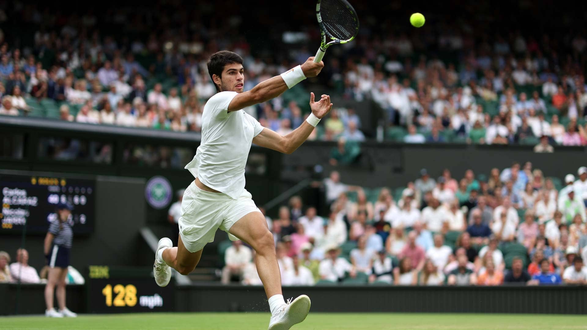 Carlos Alcaraz returns to the Wimbledon fourth round for the second straight year.