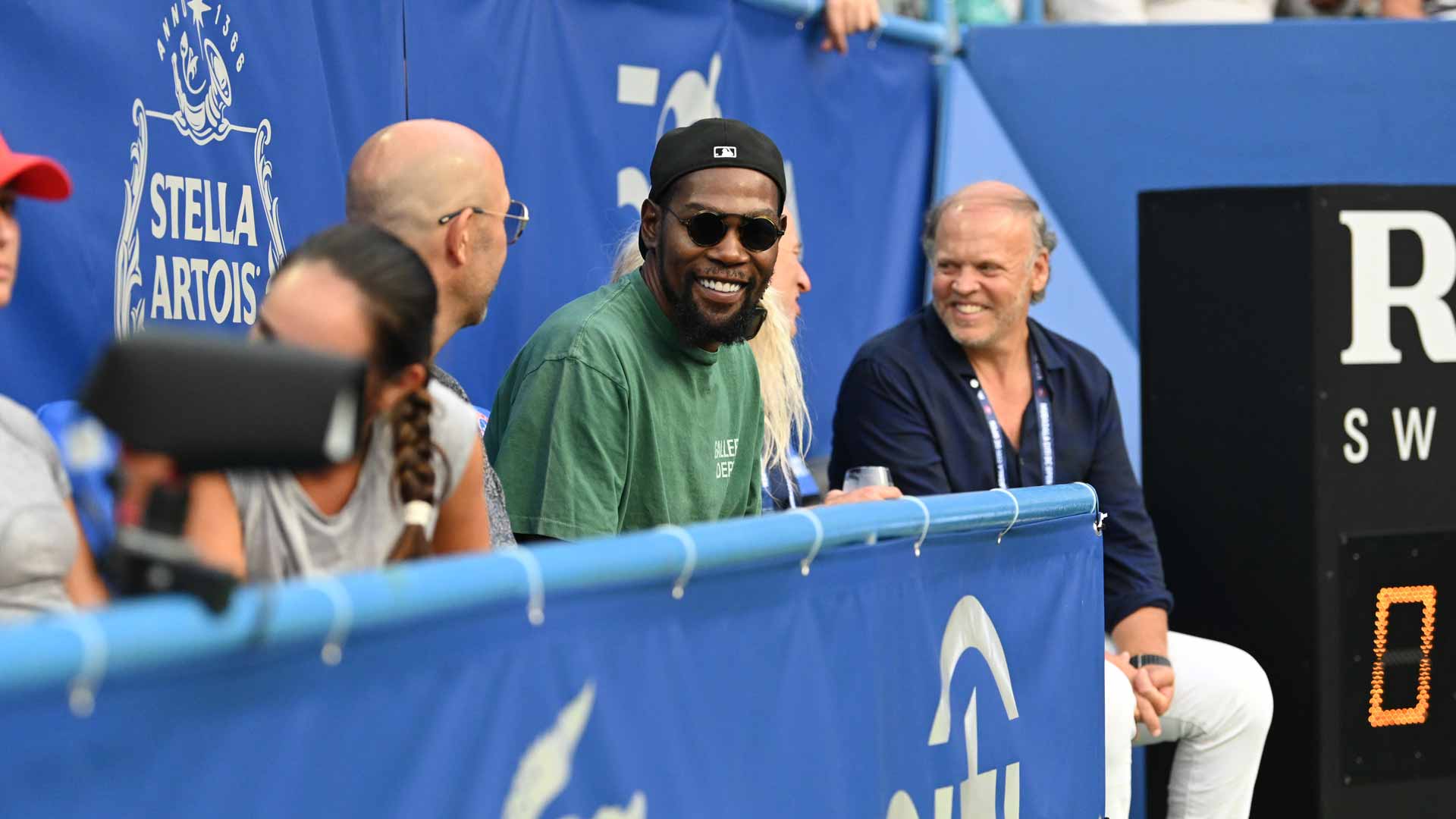 Kevin Durant attends Tuesday's evening session at the <a href='https://www.atptour.com/en/tournaments/washington/418/overview'>Mubadala Citi DC Open</a>.