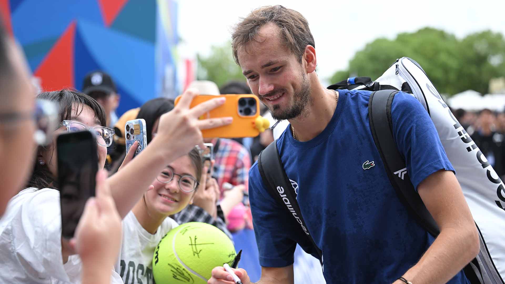 Daniil Medvedev greets fans Friday at the Rolex Shanghai Masters, where he lifted the title in 2019.