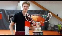 Antoine Bellier wins the Challenger 75 event in Ismaning, Germany.