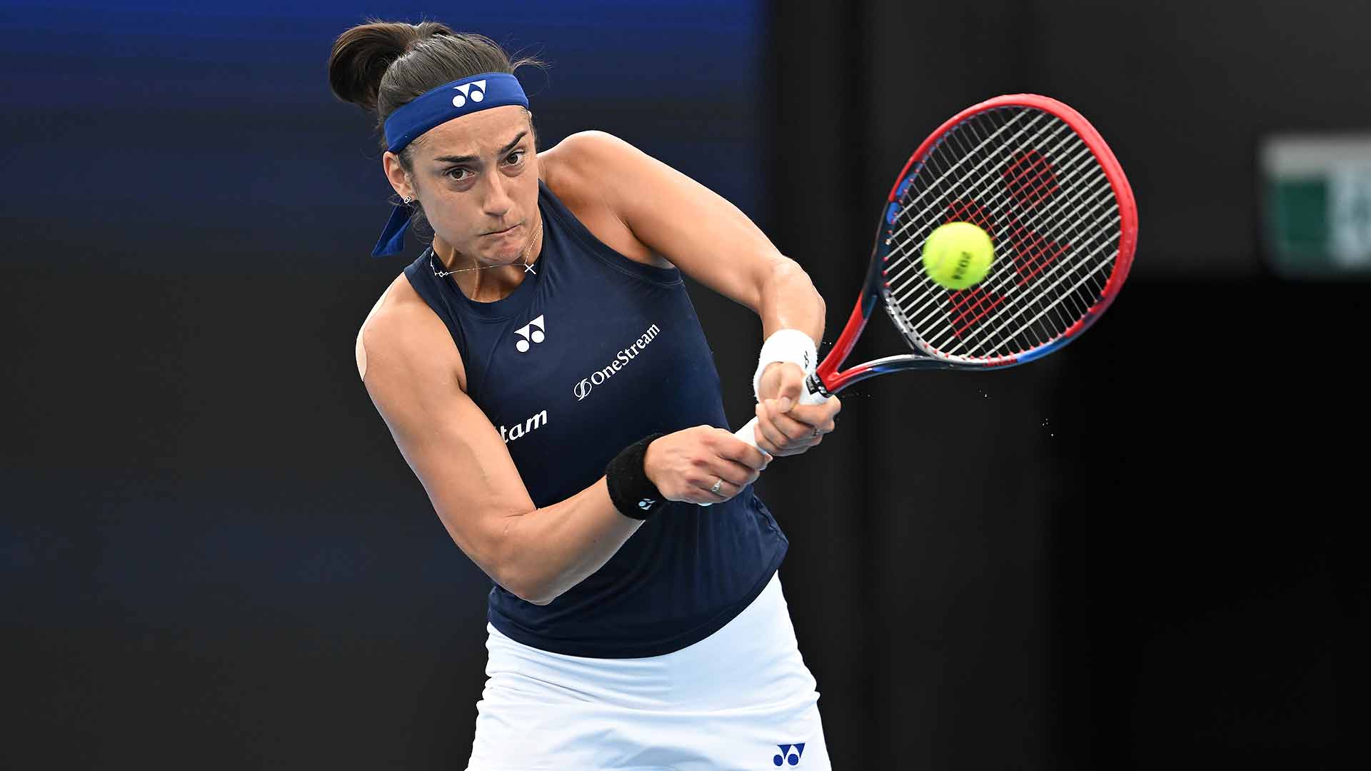 Caroline Garcia seals the deal for France, who will play Norway in the United Cup quarter-finals.