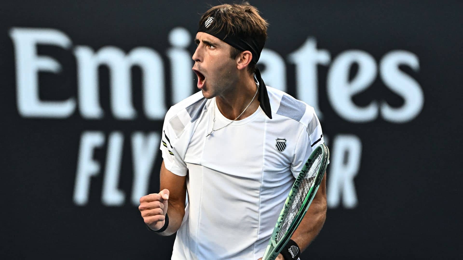Tomás Etcheverry venció a Andy Murray, a Gael Monfils y ahora buscará dar el batacazo ante Djokovic.