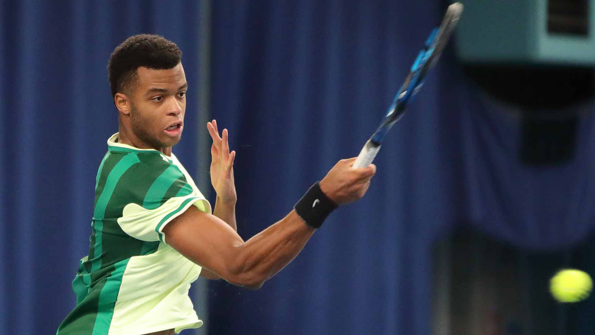 <a href='https://www.atptour.com/en/players/giovanni-mpetshi-perricard/m0gz/overview'>Giovanni Mpetshi Perricard</a> wins the ATP Challenger 75 event in Nottingham, Great Britain.