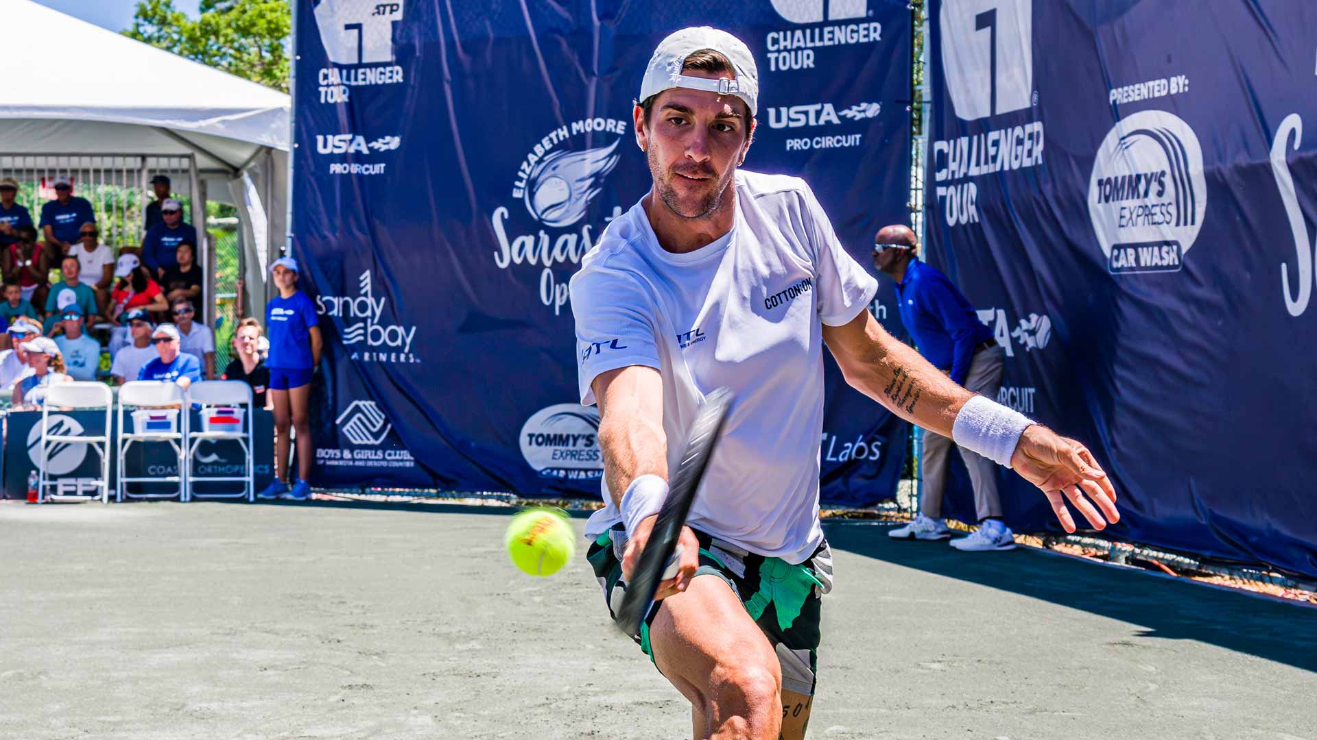 Thanasi Kokkinakis defeats Zizou Bergs in the Sarasota Challenger final.