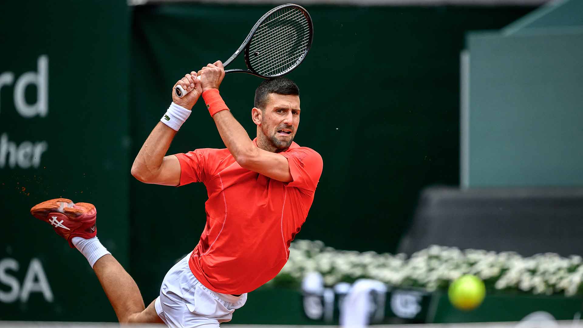 Djokovic's opening Geneva match suspended by rain