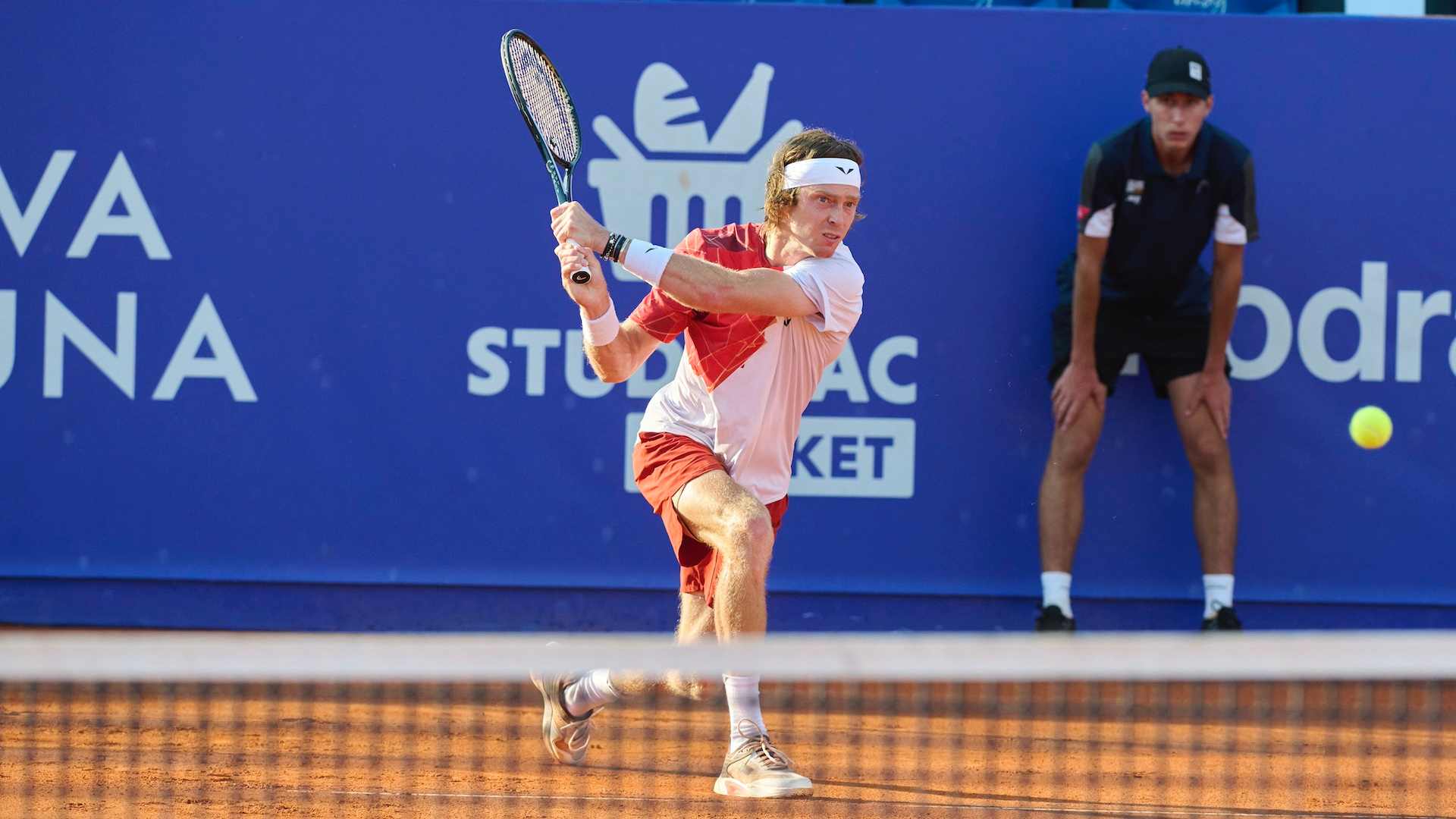 Rublev vuelve al origen de sus victorias en Umag