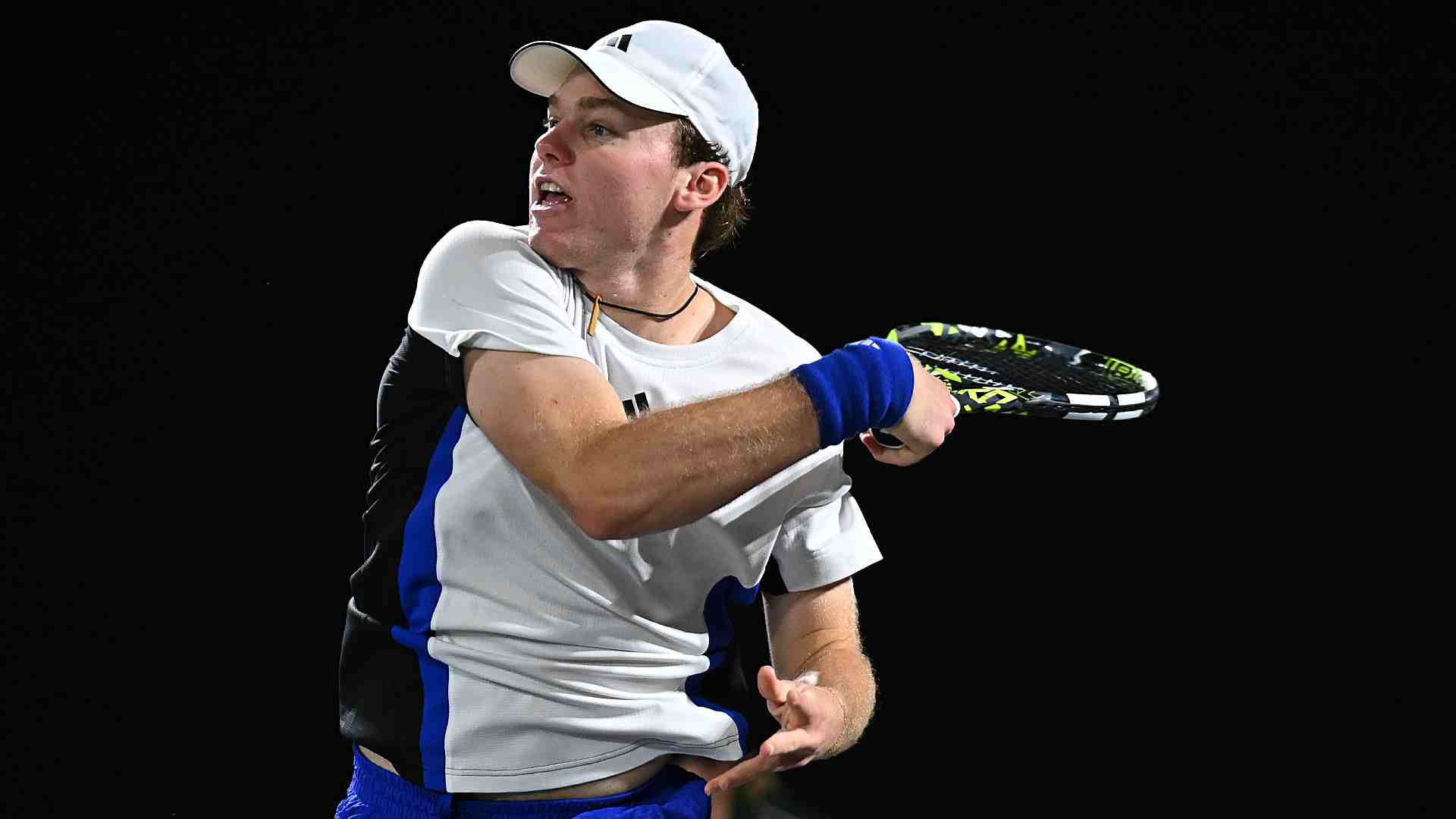 El #NextGenATP Michelsen avanza en Metz