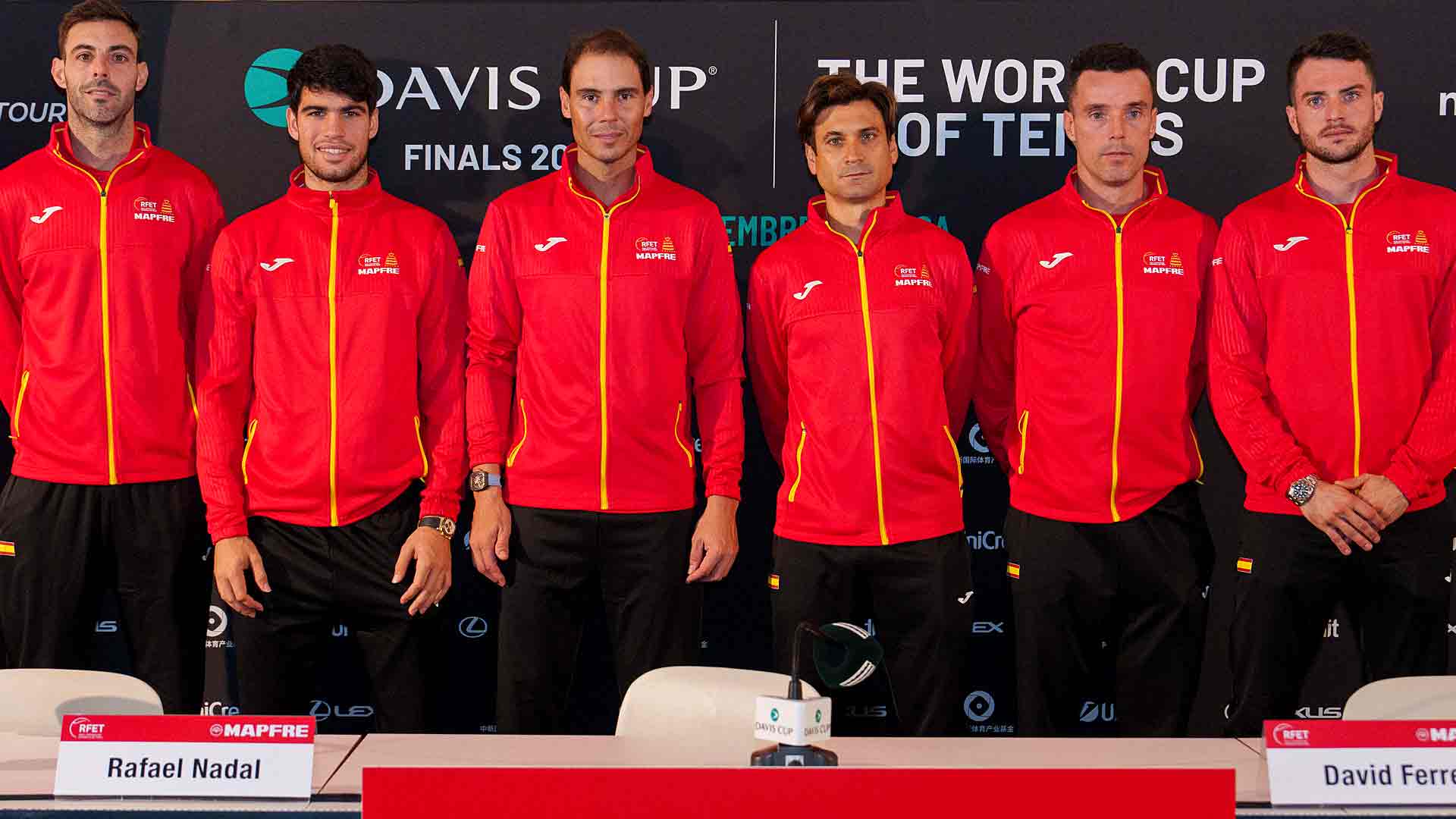 El equipo español de Copa Davis antes de debutar este martes.