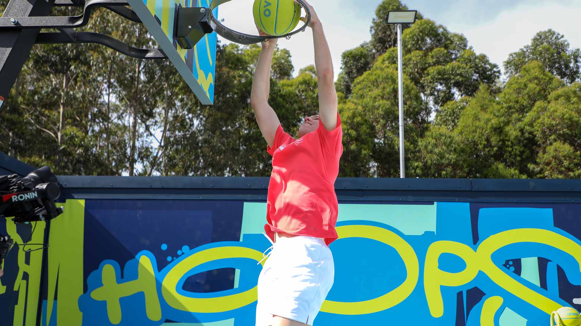 <a href='https://www.atptour.com/en/players/alex-michelsen/m0qi/overview'>Alex Michelsen</a> is into the second week of a major for the first time.