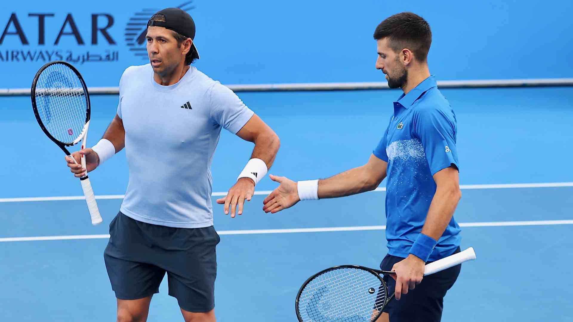 Djokovic y Verdasco muestran química en el dobles de Doha
