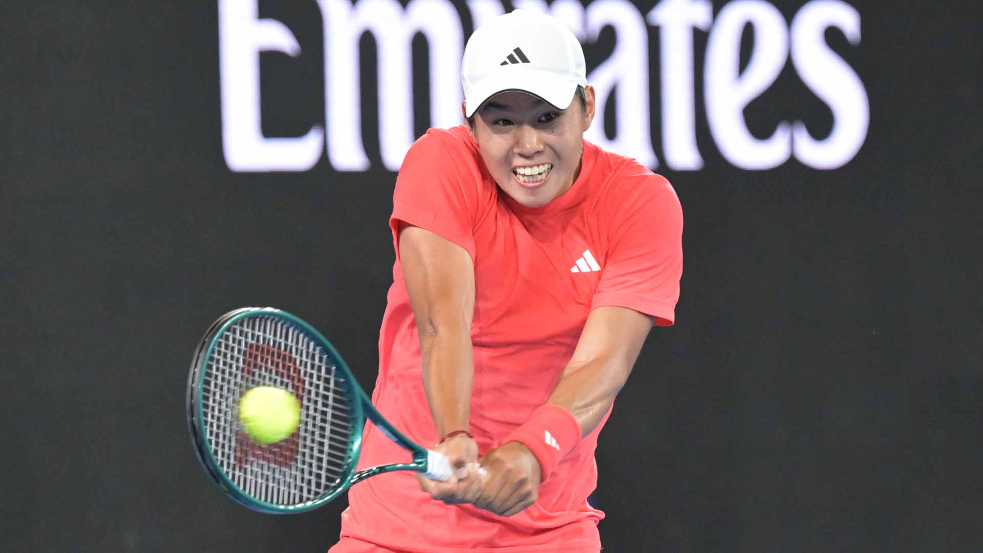 <a href='https://www.atptour.com/en/players/learner-tien/t0ha/overview'>Learner Tien</a> stuns <a href='https://www.atptour.com/en/players/daniil-medvedev/mm58/overview'>Daniil Medvedev</a> 6-3, 7-6(4), 6-7(8), 1-6, 7-6(7) in Melbourne.