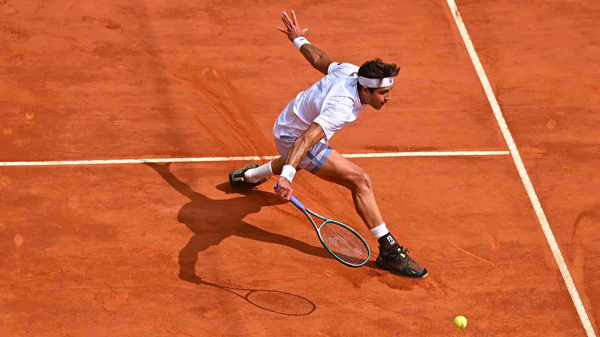 Tomás Etcheverry tiene un récord de 4-4 esta temporada sobre tierra batida.