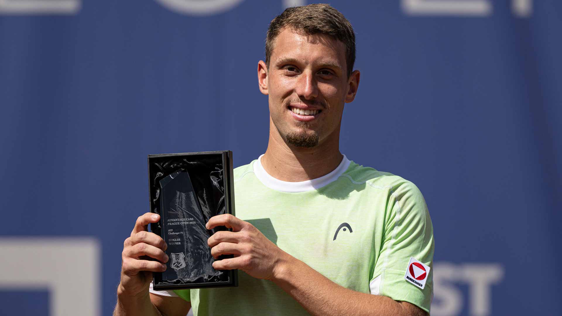 <a href='https://www.atptour.com/en/players/filip-misolic/m0jz/overview'>Filip Misolic</a> wins the Prague Challenger.