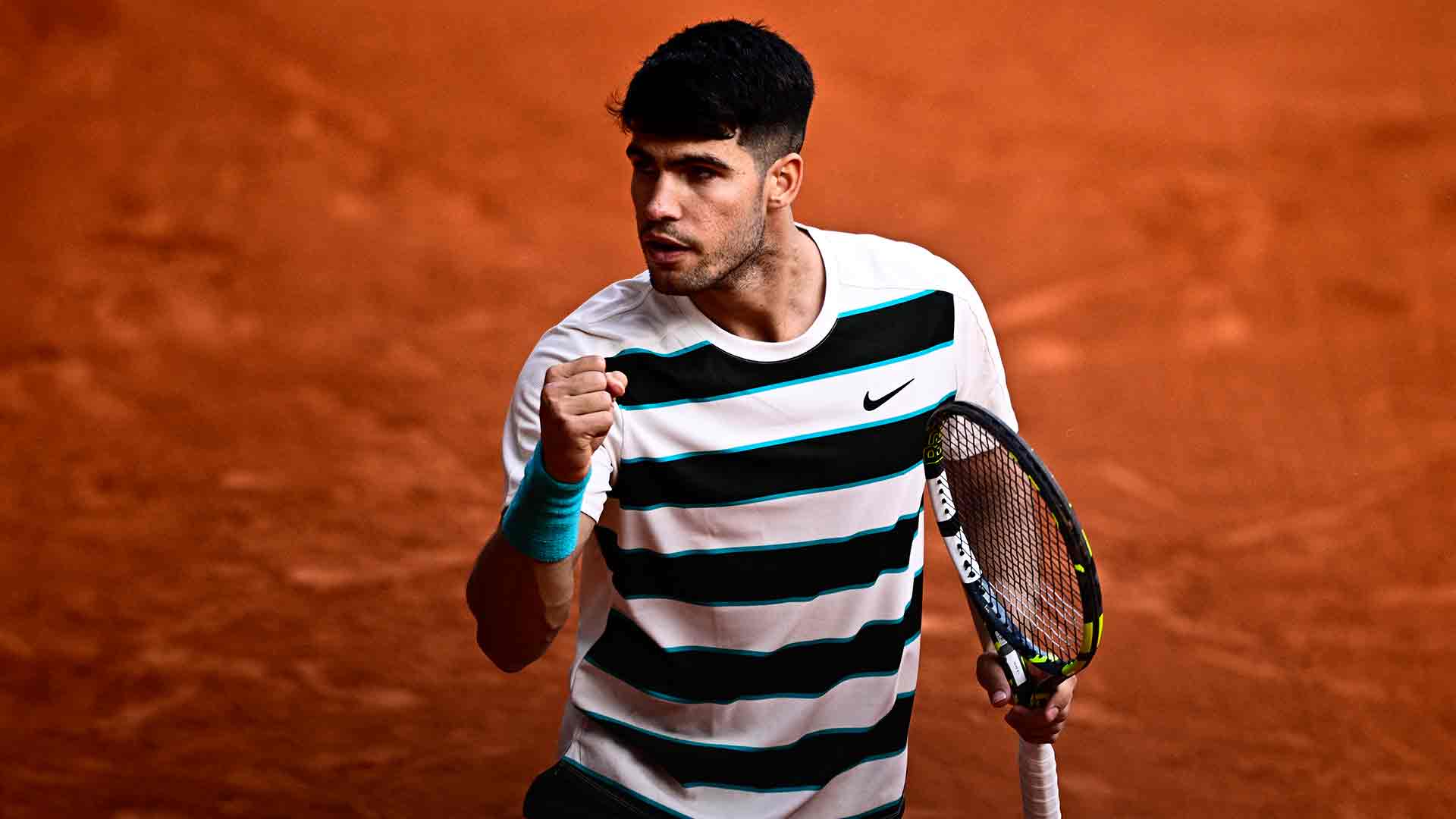 Carlos Alcaraz ha necesitado 119 partidos para llegar a las 100 victorias en tierra.