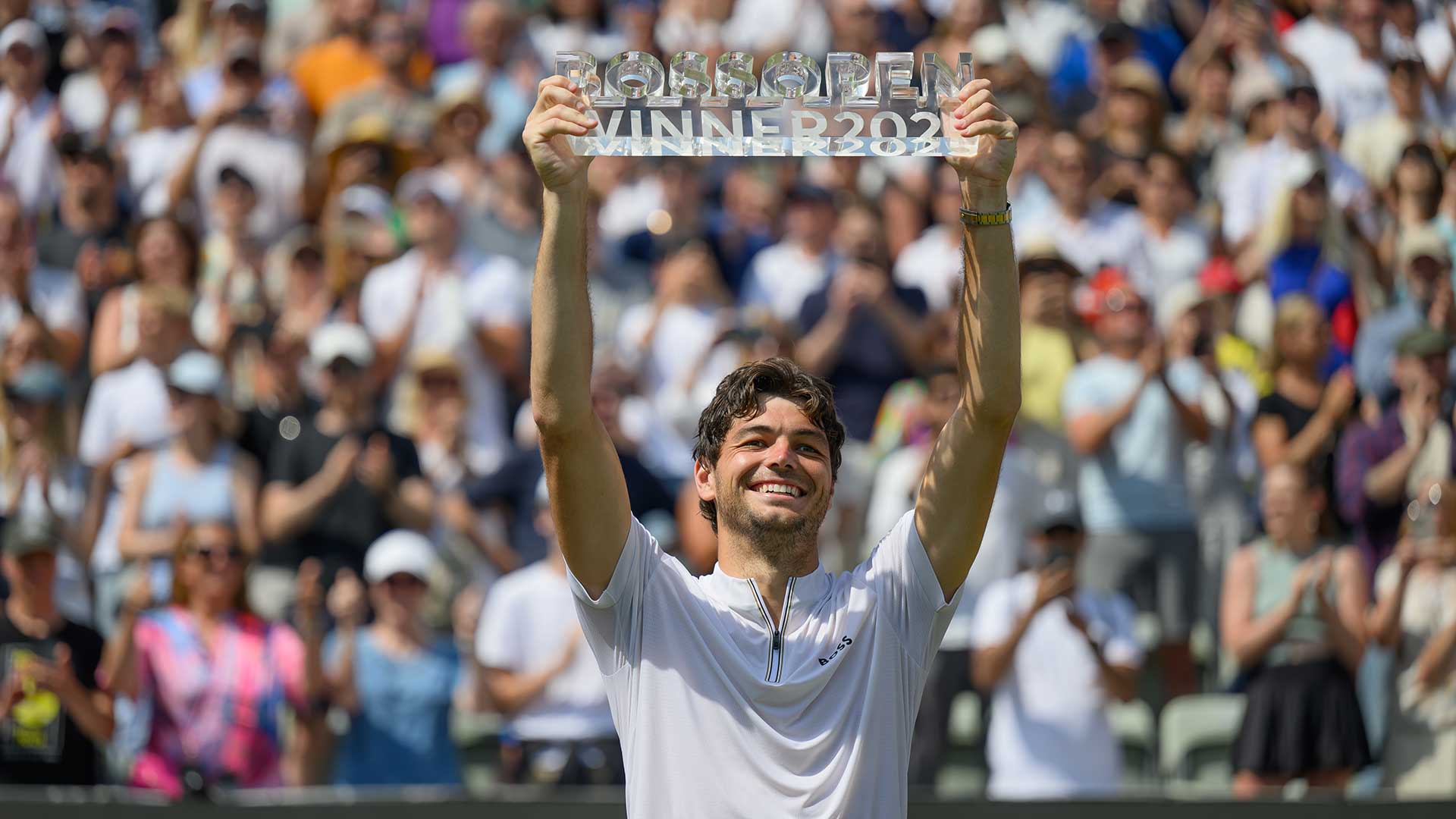 Fritz overcomes Zverev to win Stuttgart title