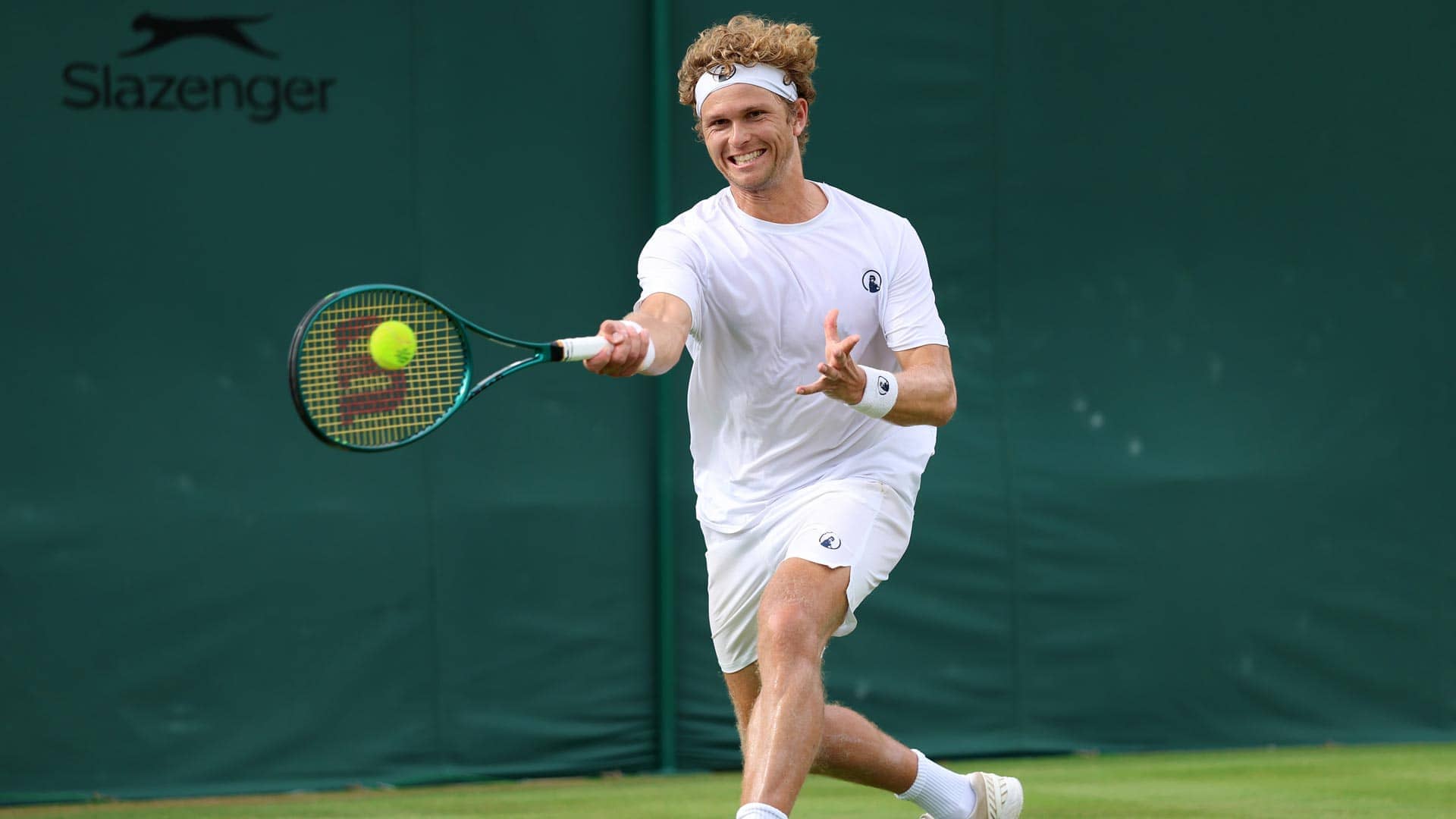 <a href='https://www.atptour.com/en/players/august-holmgren/h09n/overview'>August Holmgren</a>