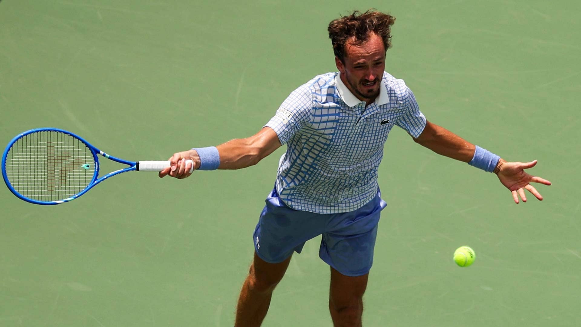 Former finalist Medvedev keeps moving in Washington