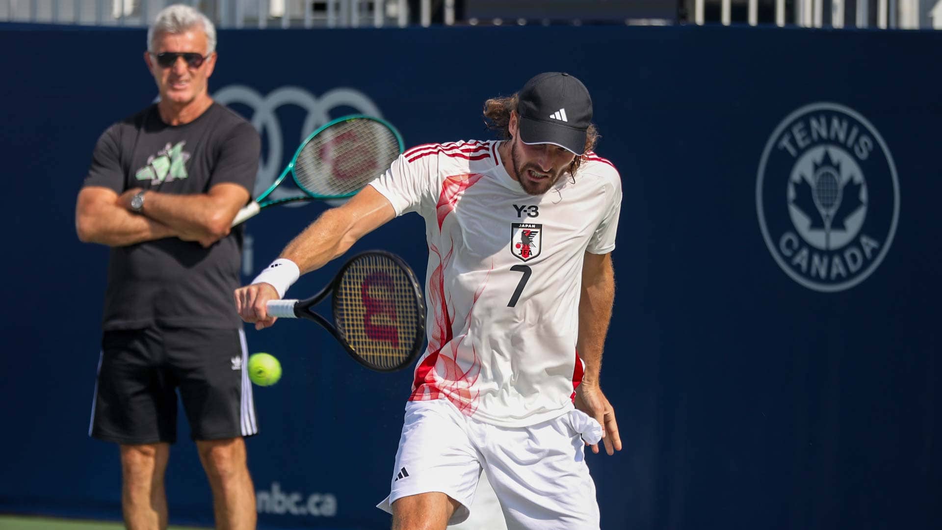 Stefanos Tsitsipas practises in Toronto with father Apostolos in his corner