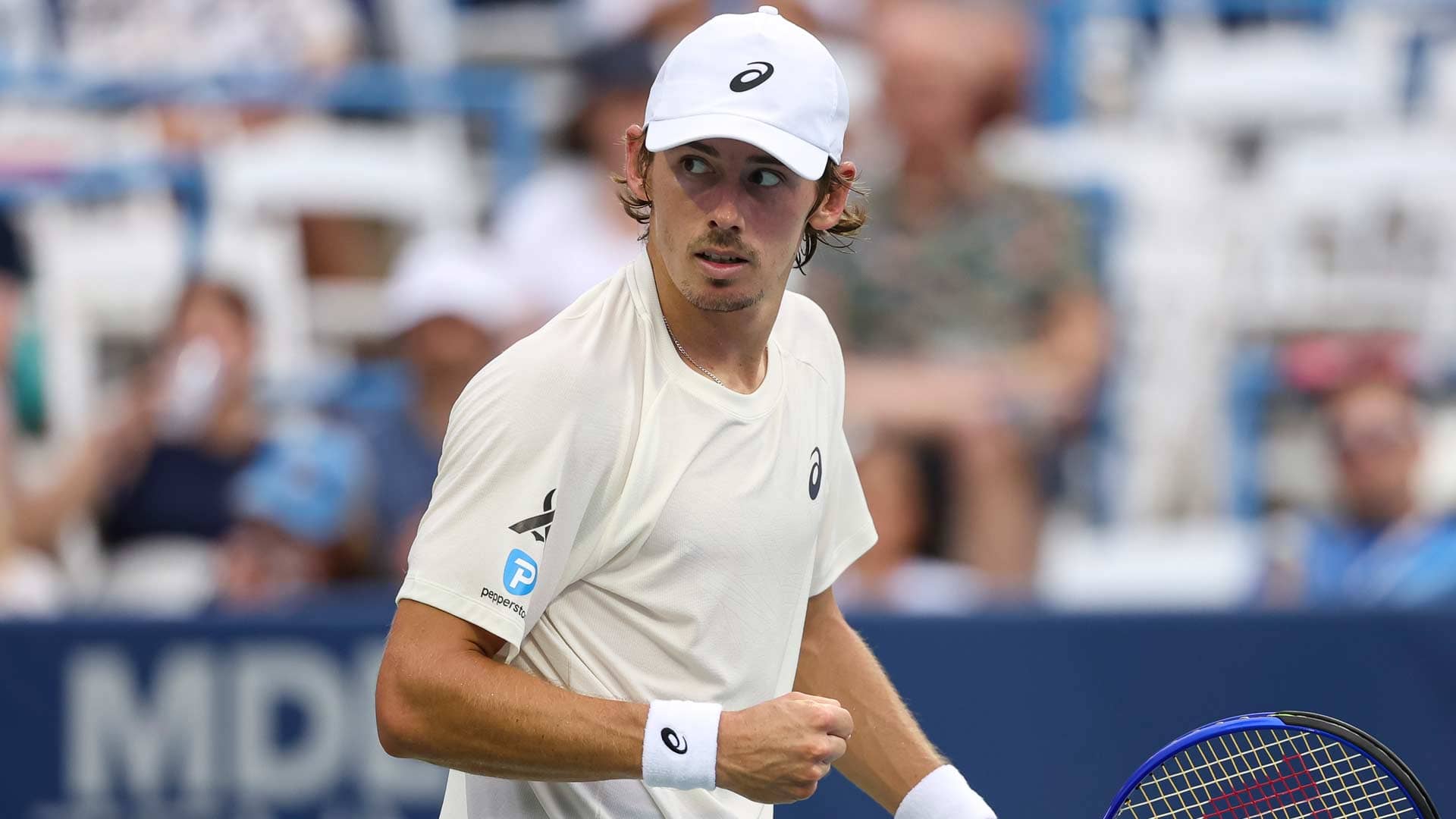 De Minaur saves 3 CPs to deny Davidovich Fokina in Washington final