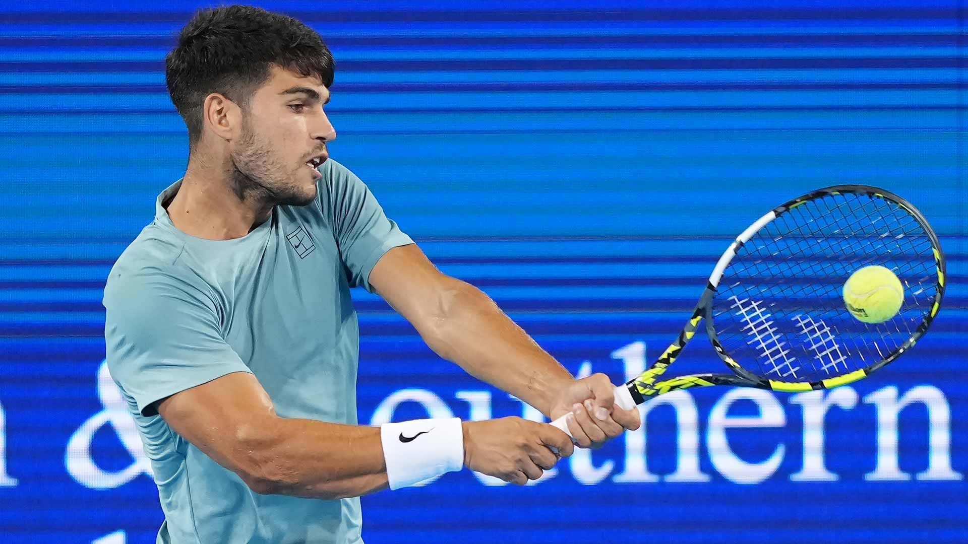 Alcaraz plays 'best match' yet in Cincy, reaches QFs