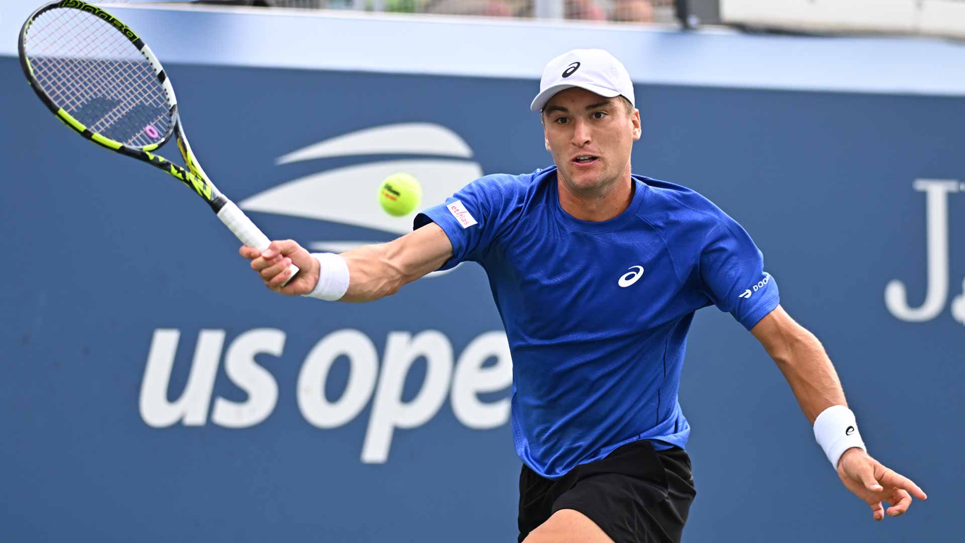 <a href='https://www.atptour.com/en/players/raphael-collignon/c0jp/overview'>Raphael Collignon</a>