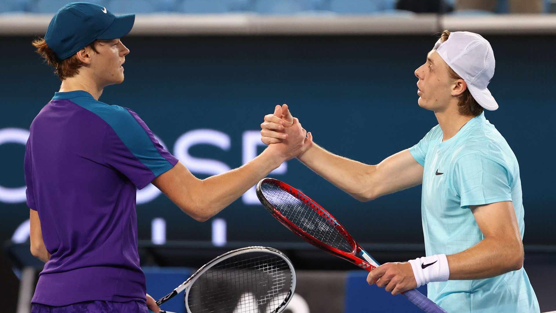 <a href='https://www.atptour.com/es/players/jannik-sinner/s0ag/overview'>Jannik Sinner</a>, <a href='https://www.atptour.com/es/players/denis-shapovalov/su55/overview'>Denis Shapovalov</a>