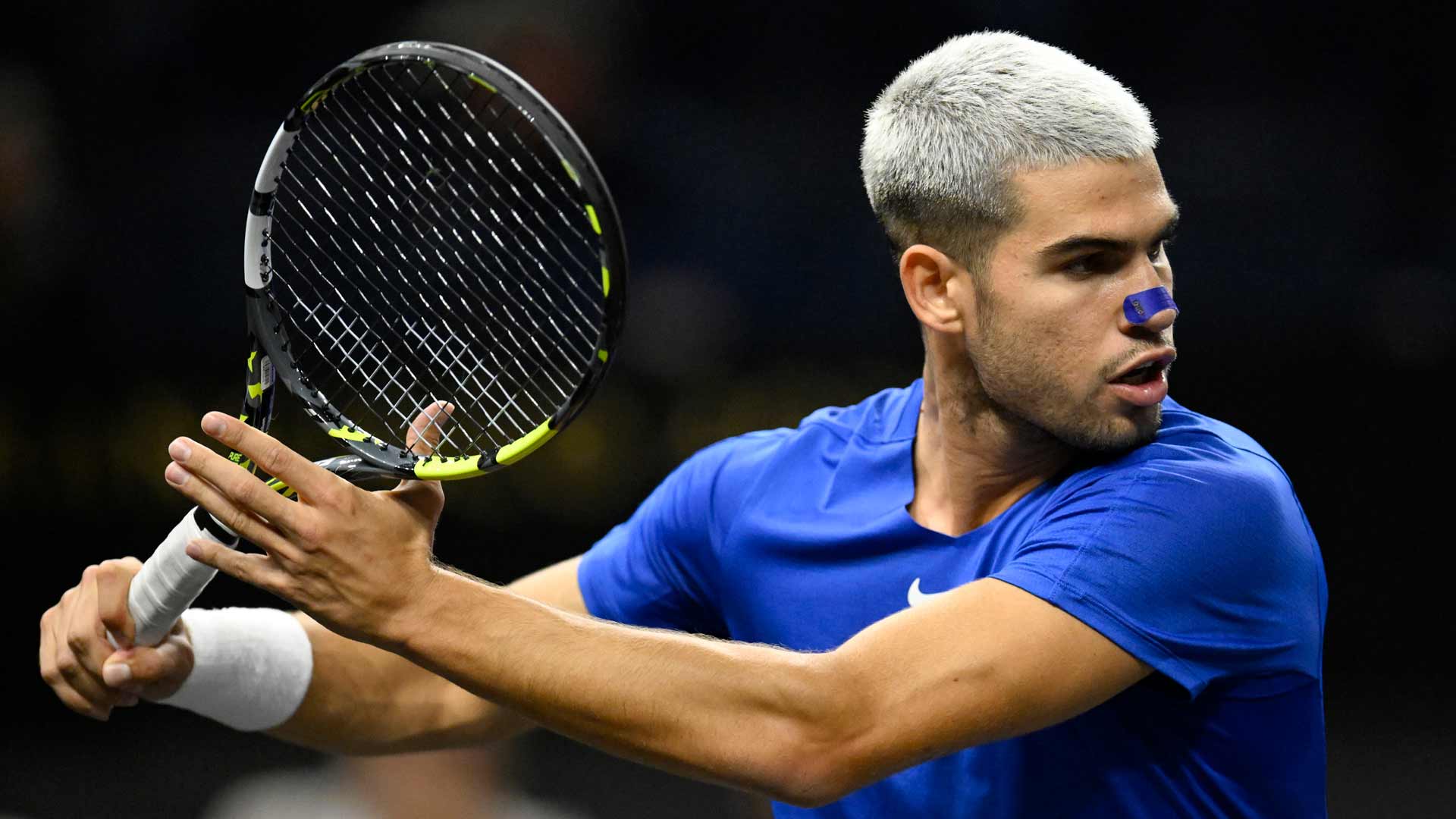 Alcaraz keeps Team Europe alive with dominant Laver Cup win