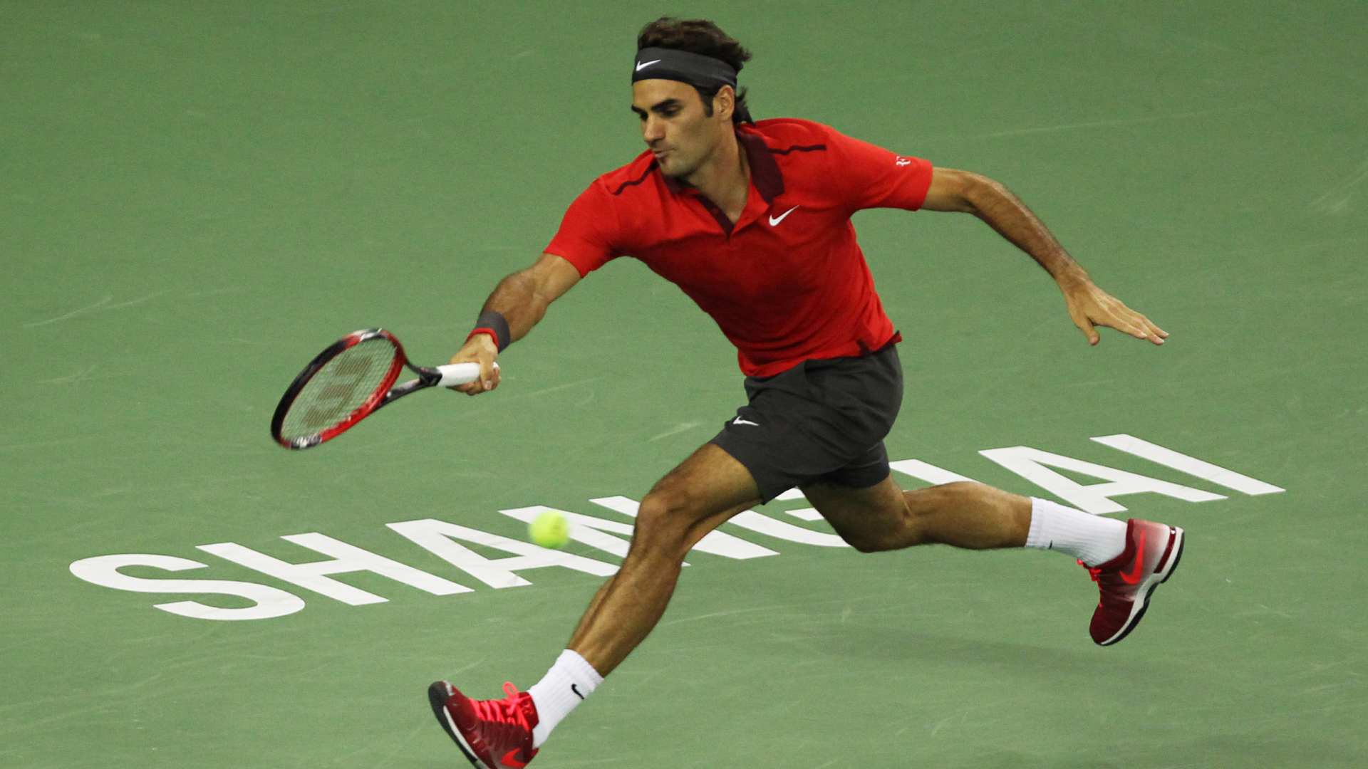 <a href='https://www.atptour.com/es/players/roger-federer/f324/overview'>Roger Federer</a>