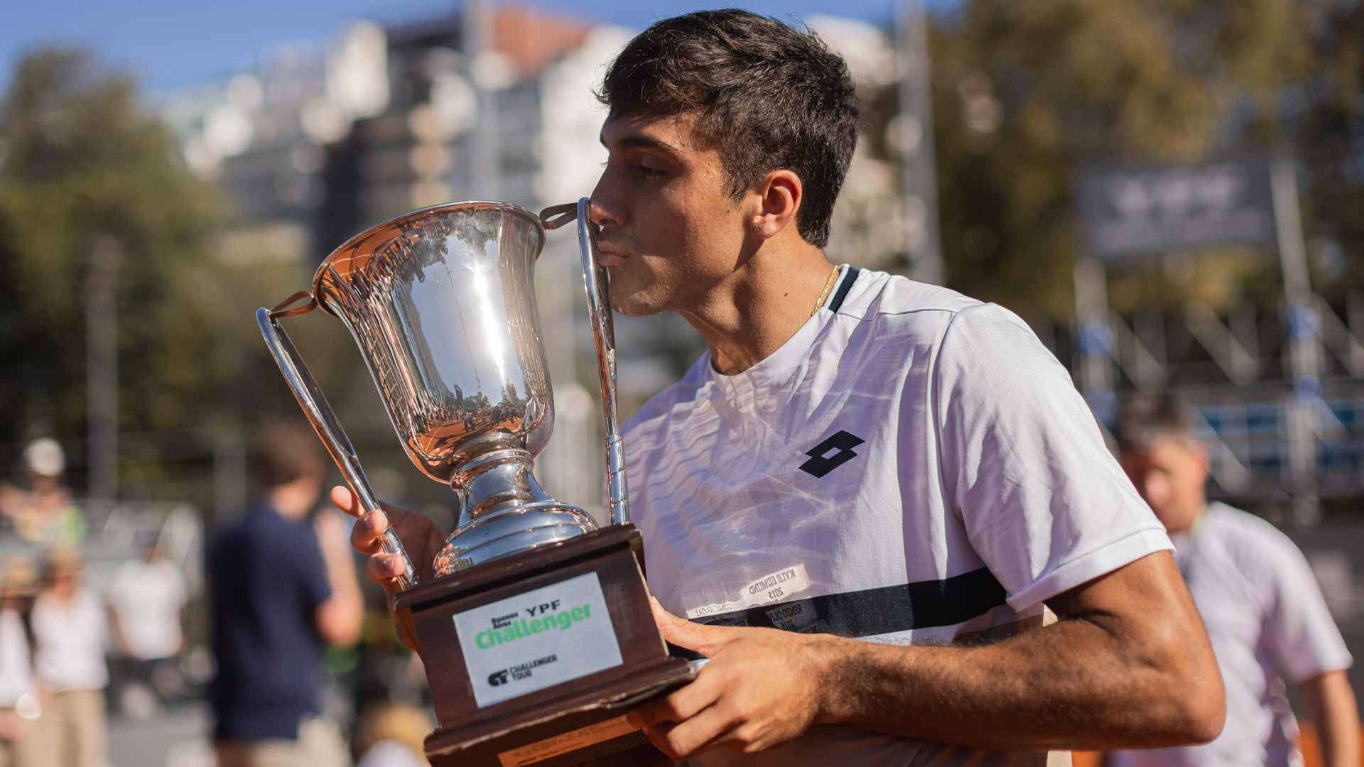 <a href='https://www.atptour.com/en/players/roman-andres-burruchaga/b0fv/overview'>Roman Andres Burruchaga</a> triumphs on home soil in Buenos Aires.