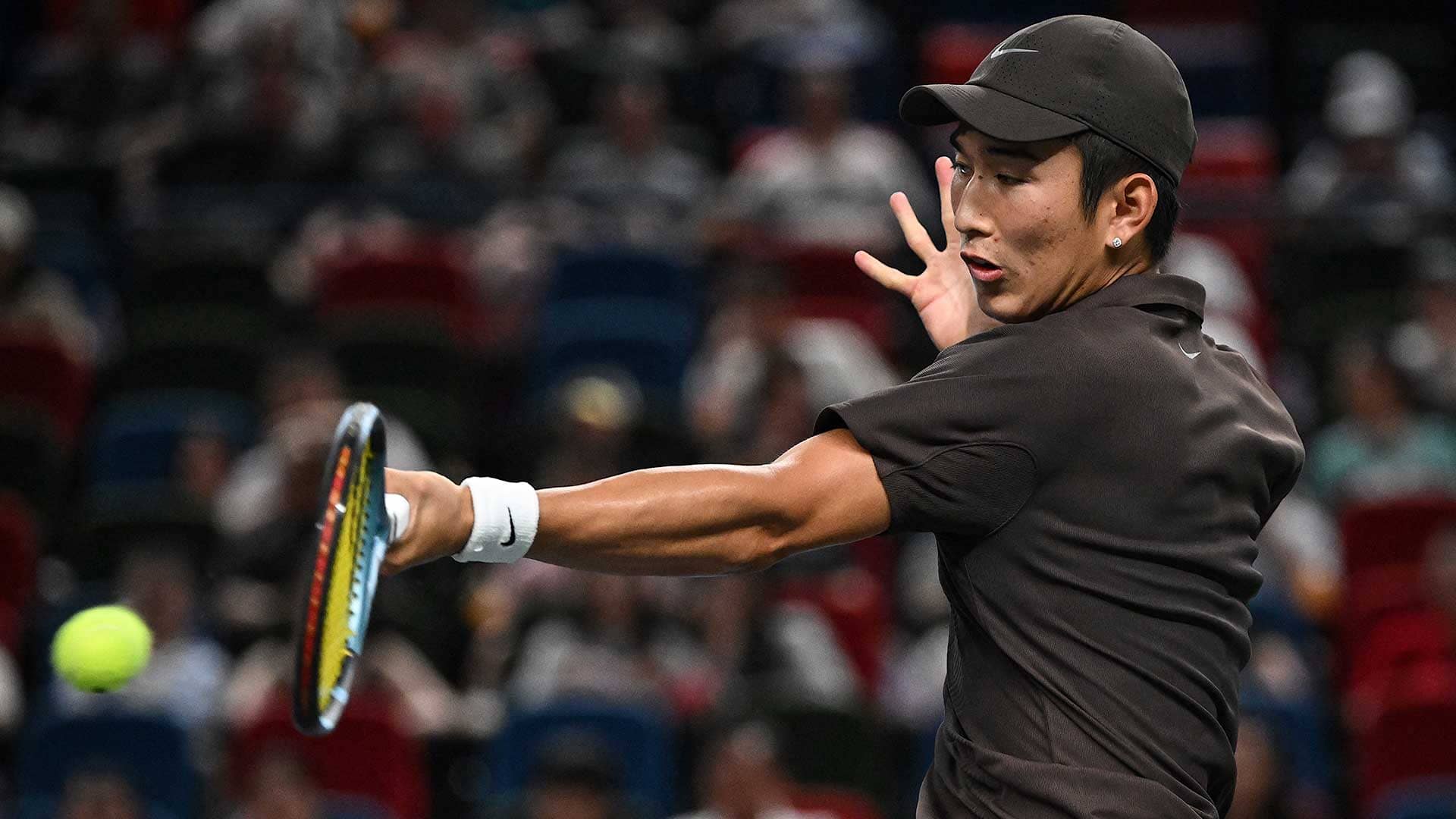 Home favourite Shang earns opening win in Shanghai
