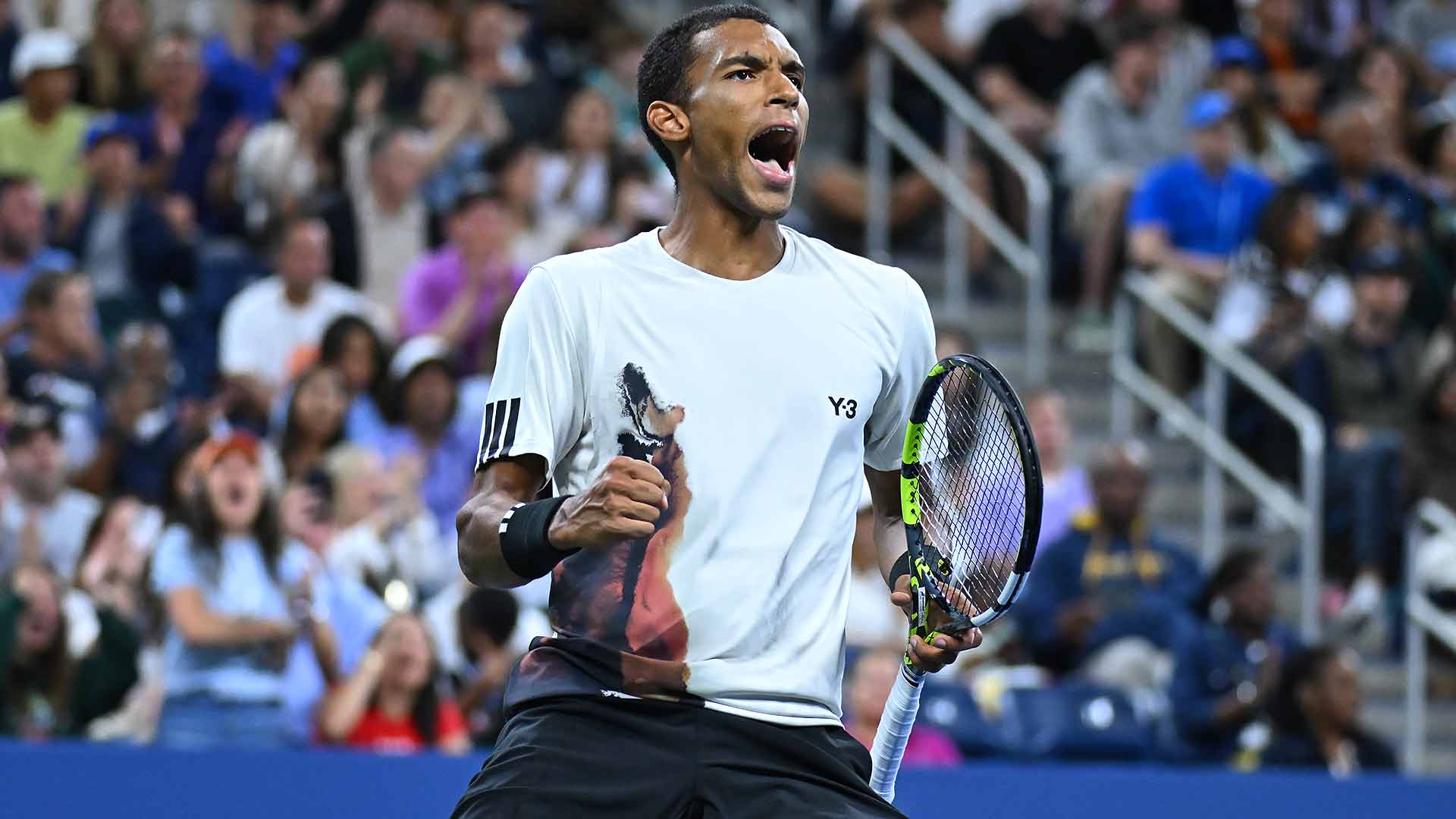 Honeymoon on hold as Auger-Aliassime makes late-season bid for Turin