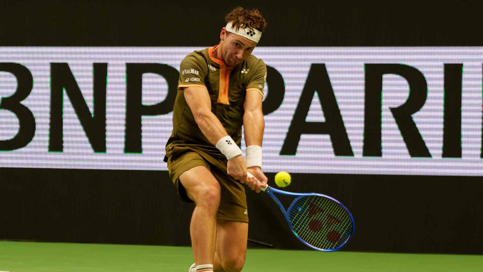 Ruud's serving overshadows worrying start in Stockholm; Shapovalov downs Borg