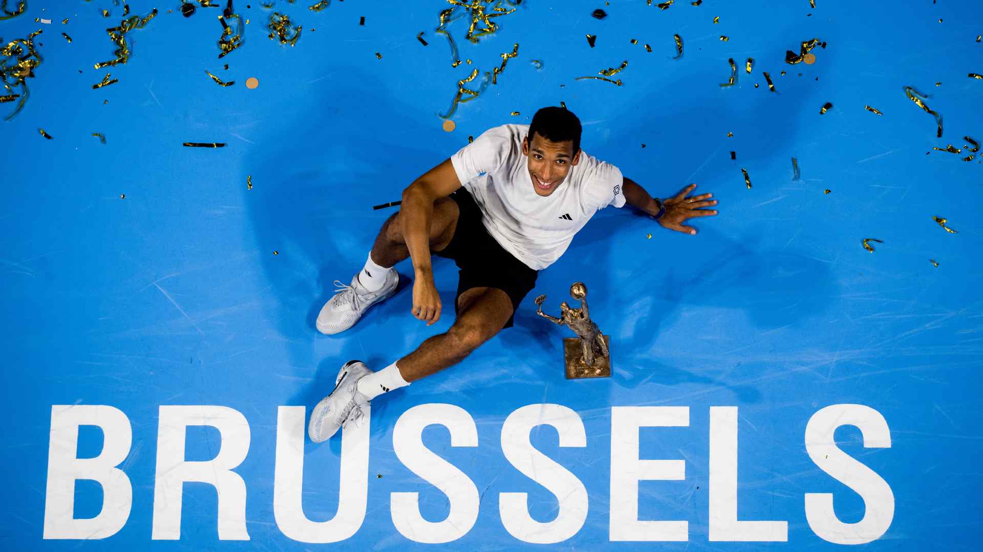 Auger-Aliassime fuels Turin chase with Brussels triumph
