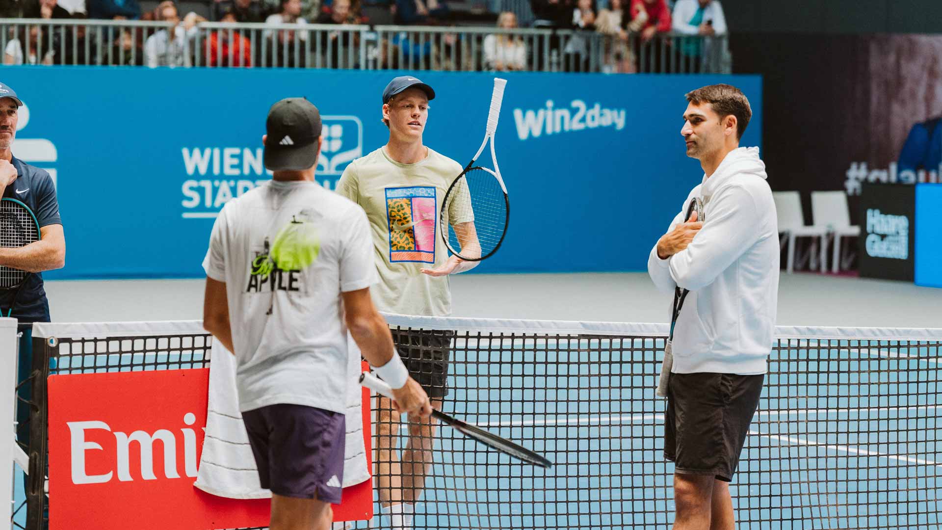 <a href='https://www.atptour.com/en/players/jannik-sinner/s0ag/overview'>Jannik Sinner</a>