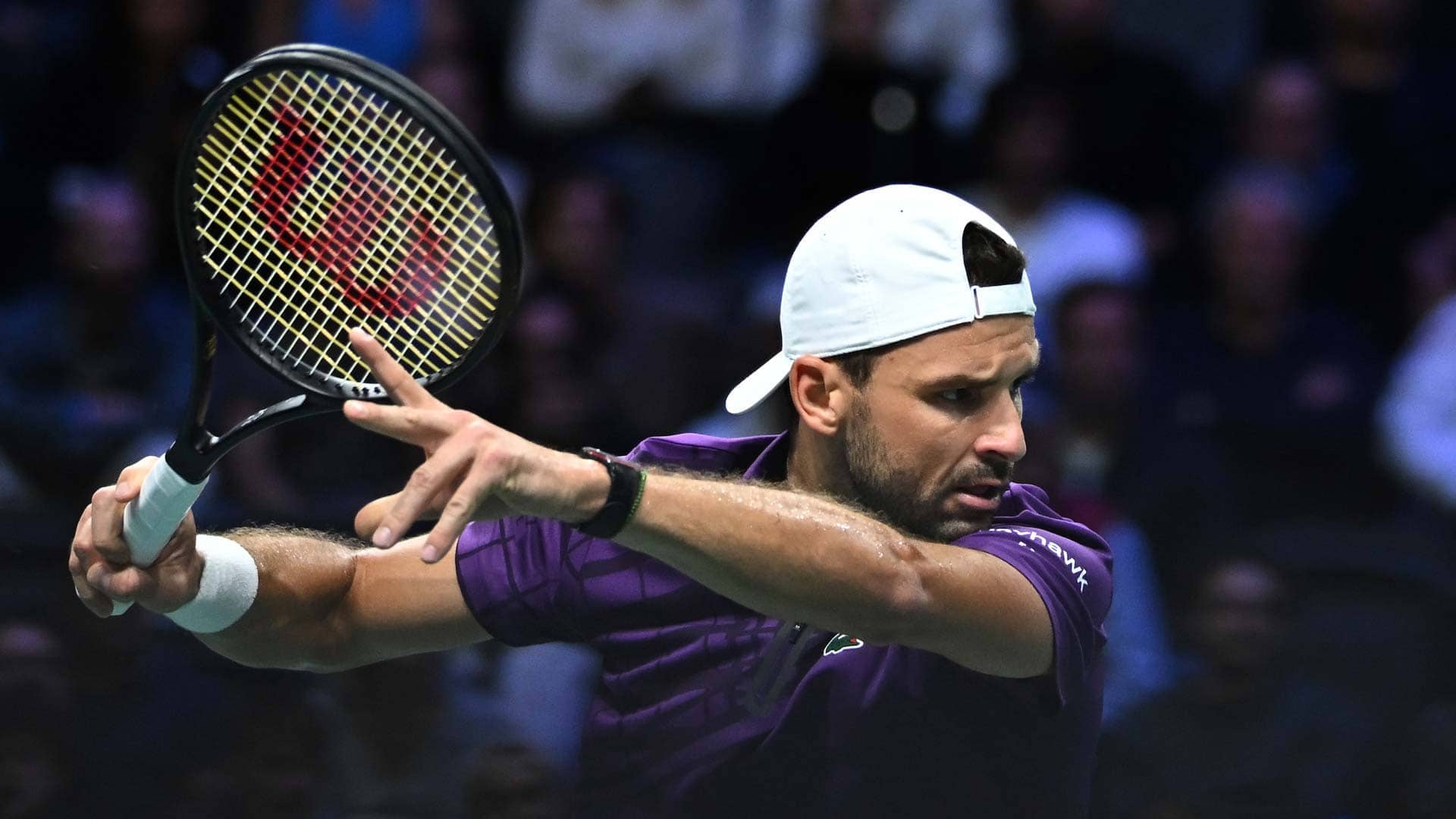 Dimitrov pulls away for Paris win in first match since Wimbledon injury