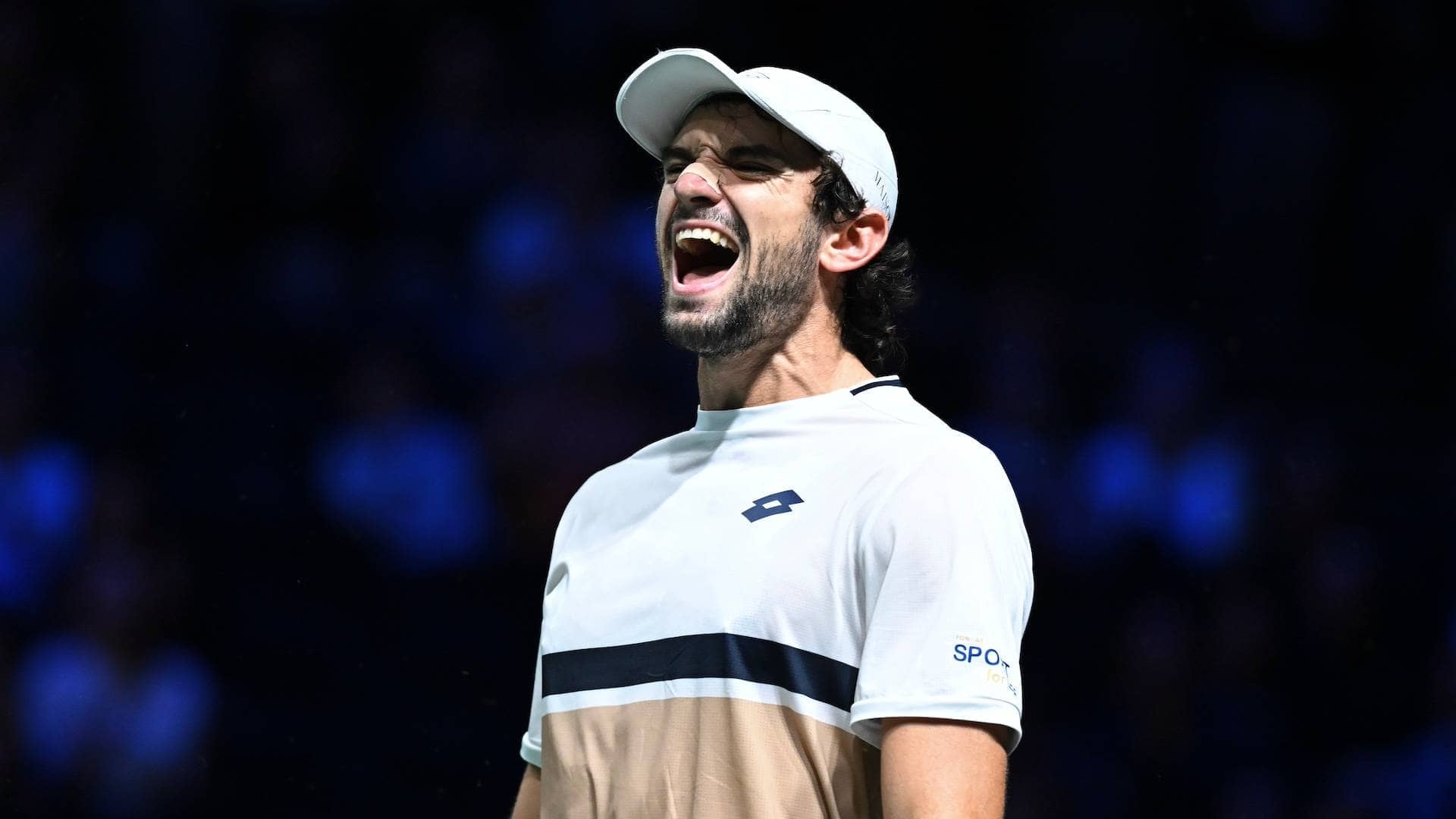 ¿Gesta repetida? Vacherot aterriza en los cuartos de final de París