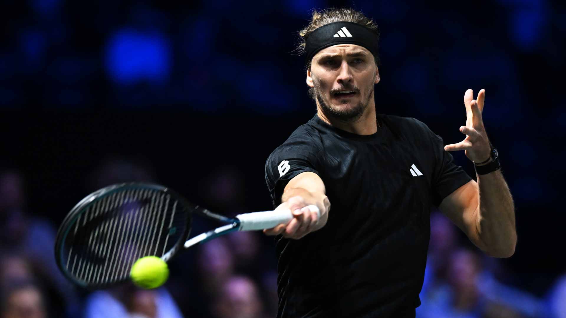 Zverev saves 2 MPs to escape 'kryptonite' Medvedev in Paris