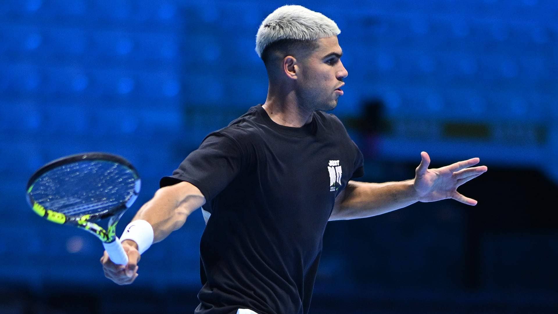 <a href='https://www.atptour.com/en/players/carlos-alcaraz/a0e2/overview'>Carlos Alcaraz</a> in Turin on Friday ahead of the <a href='https://www.atptour.com/en/tournaments/nitto-atp-finals/605/overview'>Nitto ATP Finals</a>.
