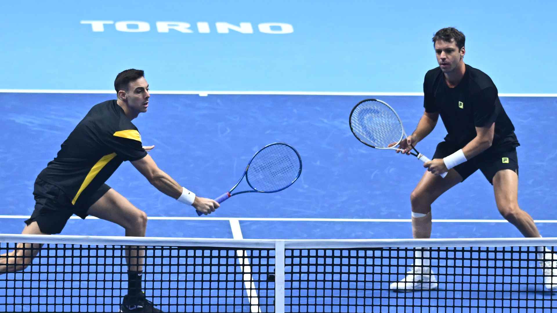 Granollers & Zeballos take down defending champs on Day 1 at Nitto ATP Finals 