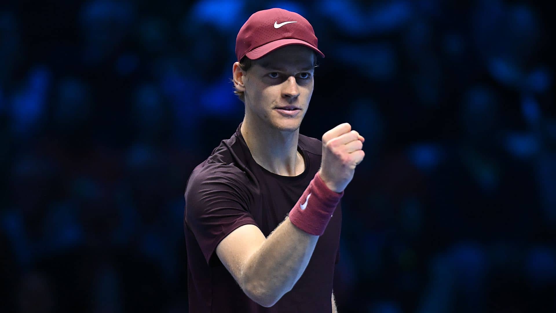 Sinner tops Zverev for third time in 17 days, reaches Turin SFs