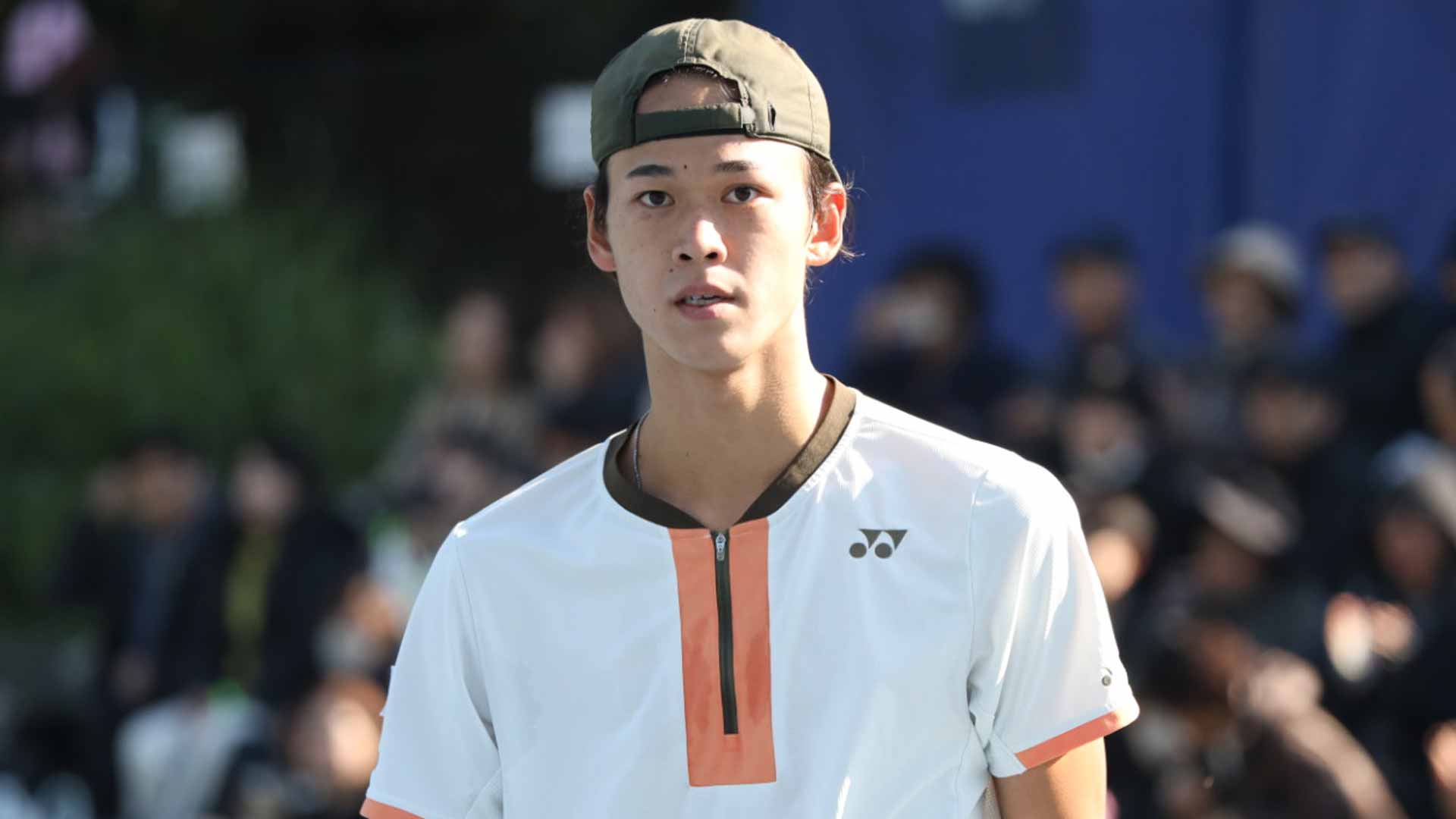 Sakamoto, 19, secures Challenger title at home