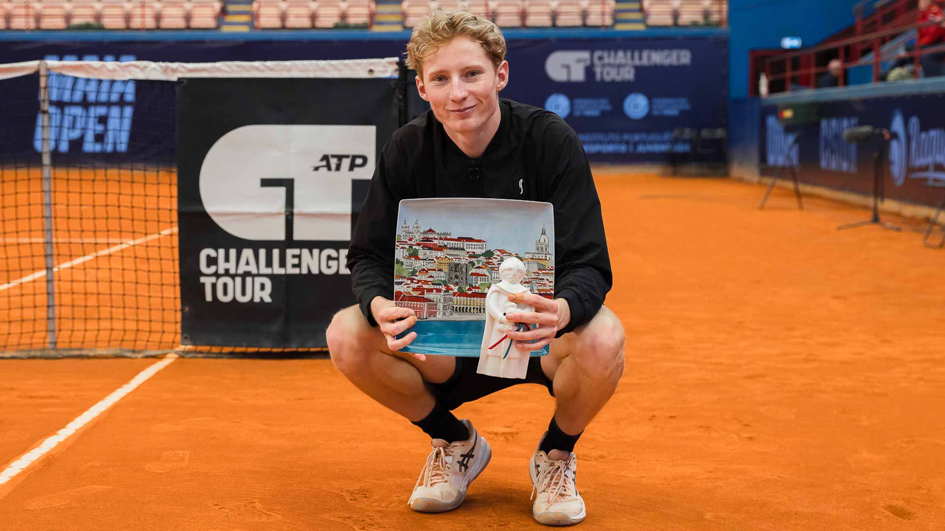 Moller finishes Challenger season with Maia triumph