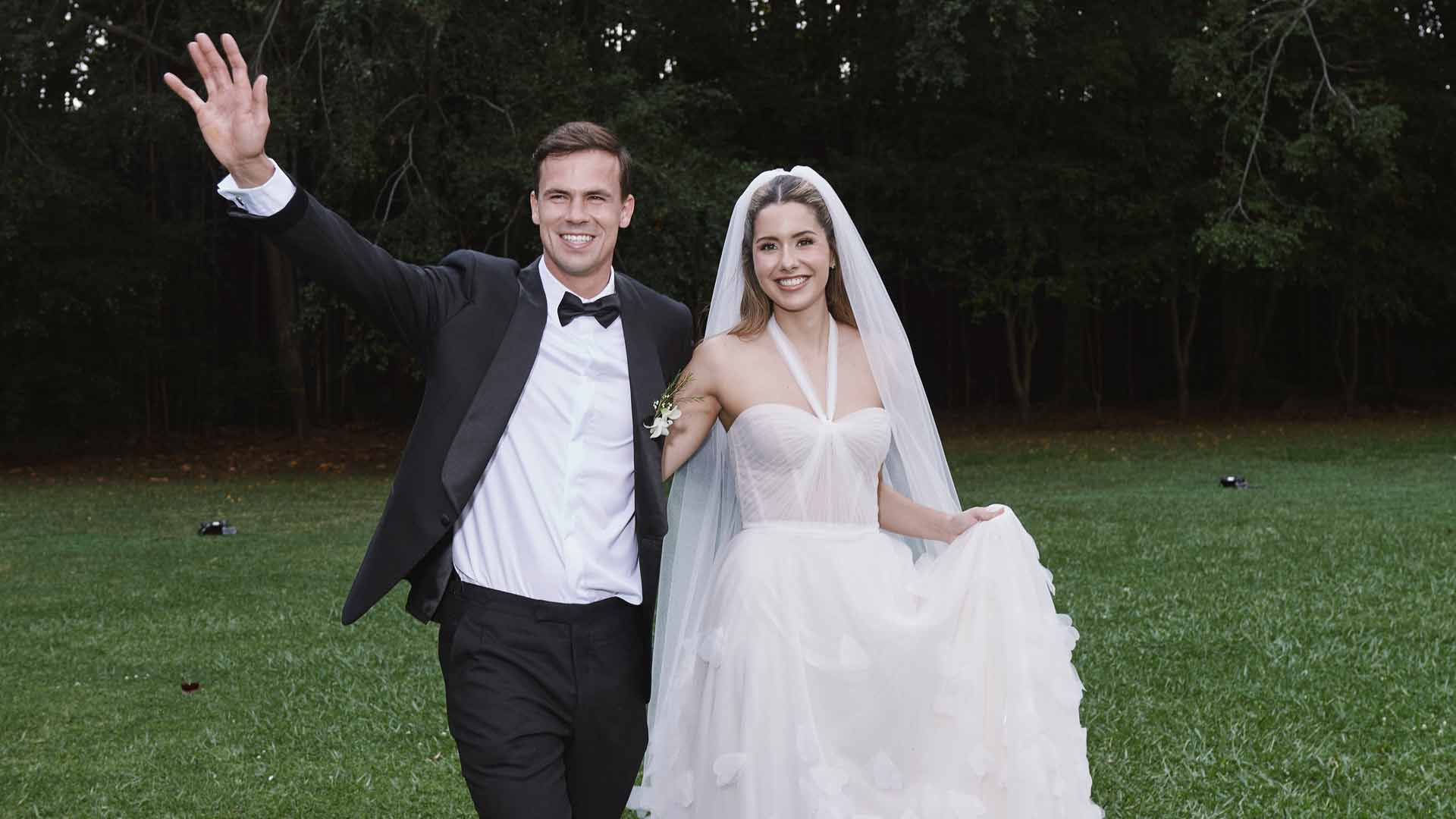 <a href='https://www.atptour.com/en/players/daniel-altmaier/ae14/overview'>Daniel Altmaier</a> married Paulina Nieto in Mexico.