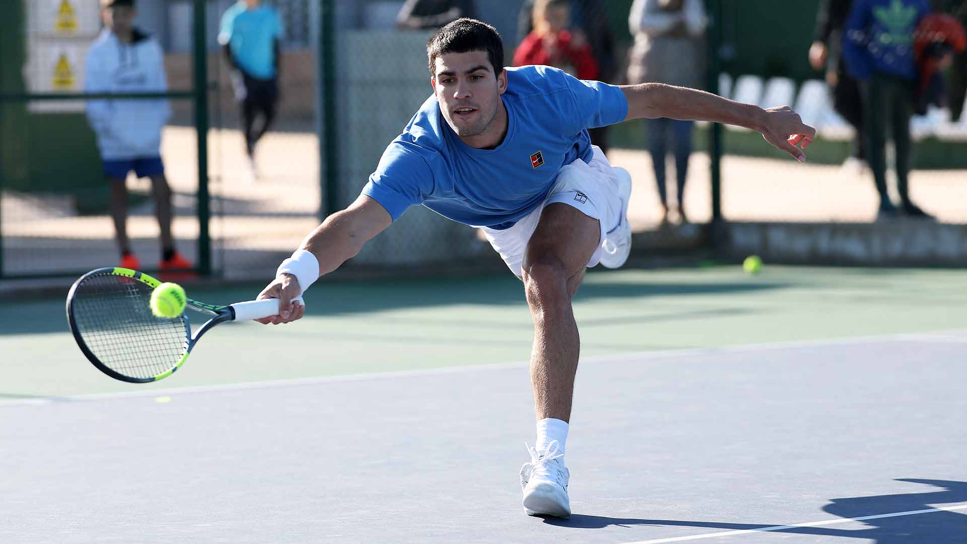 <a href='https://www.atptour.com/en/players/carlos-alcaraz/a0e2/overview'>Carlos Alcaraz</a> trains in Murcia in preparation for the 2026 season.