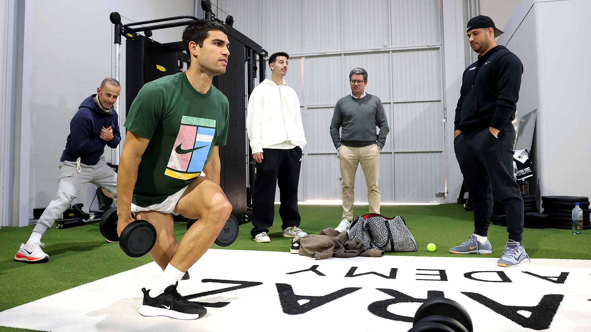 Carlos Alcaraz's offseason training: Photos of his work on & off court