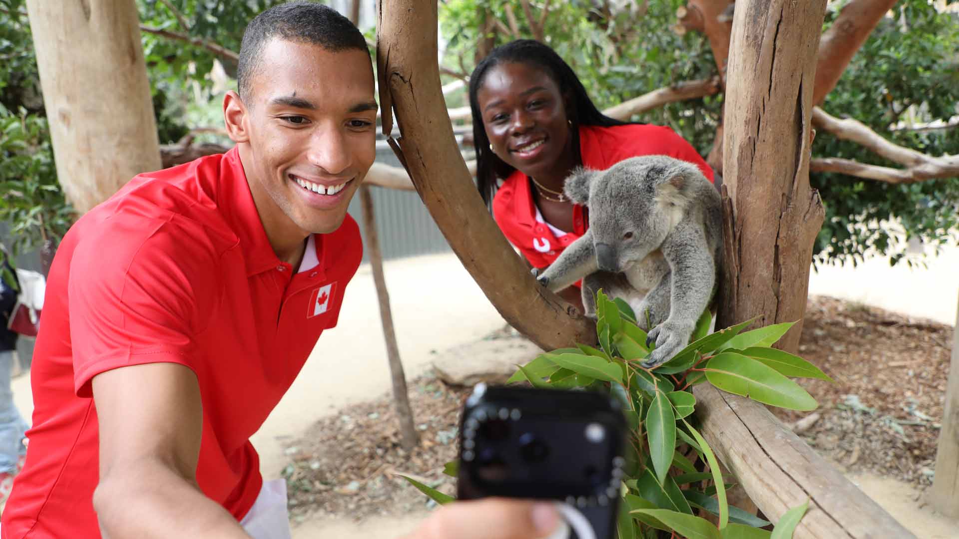 Auger-Aliassime & Mboko 'really excited' for United Cup after visit with kangaroos & koalas