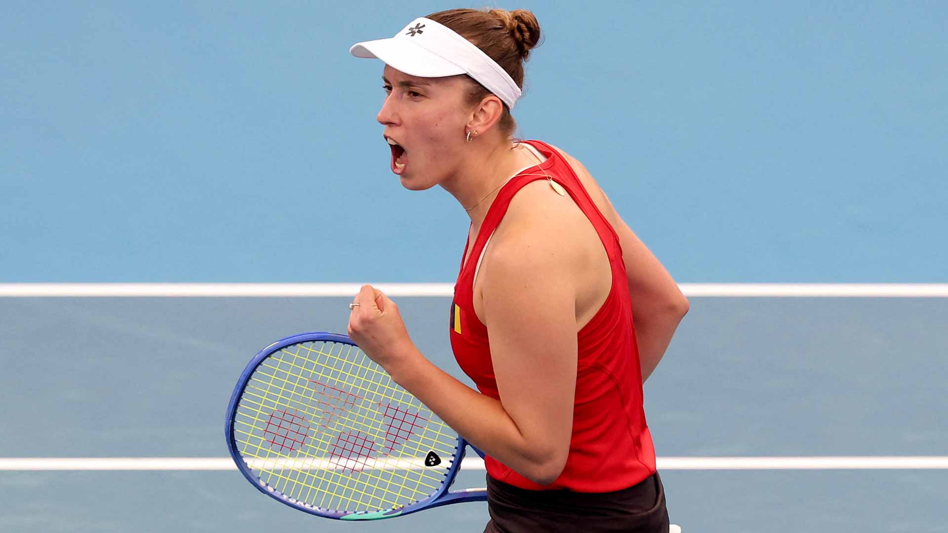 Elise Mertens defeats Zhu Lin in straight sets Saturday in Sydney.