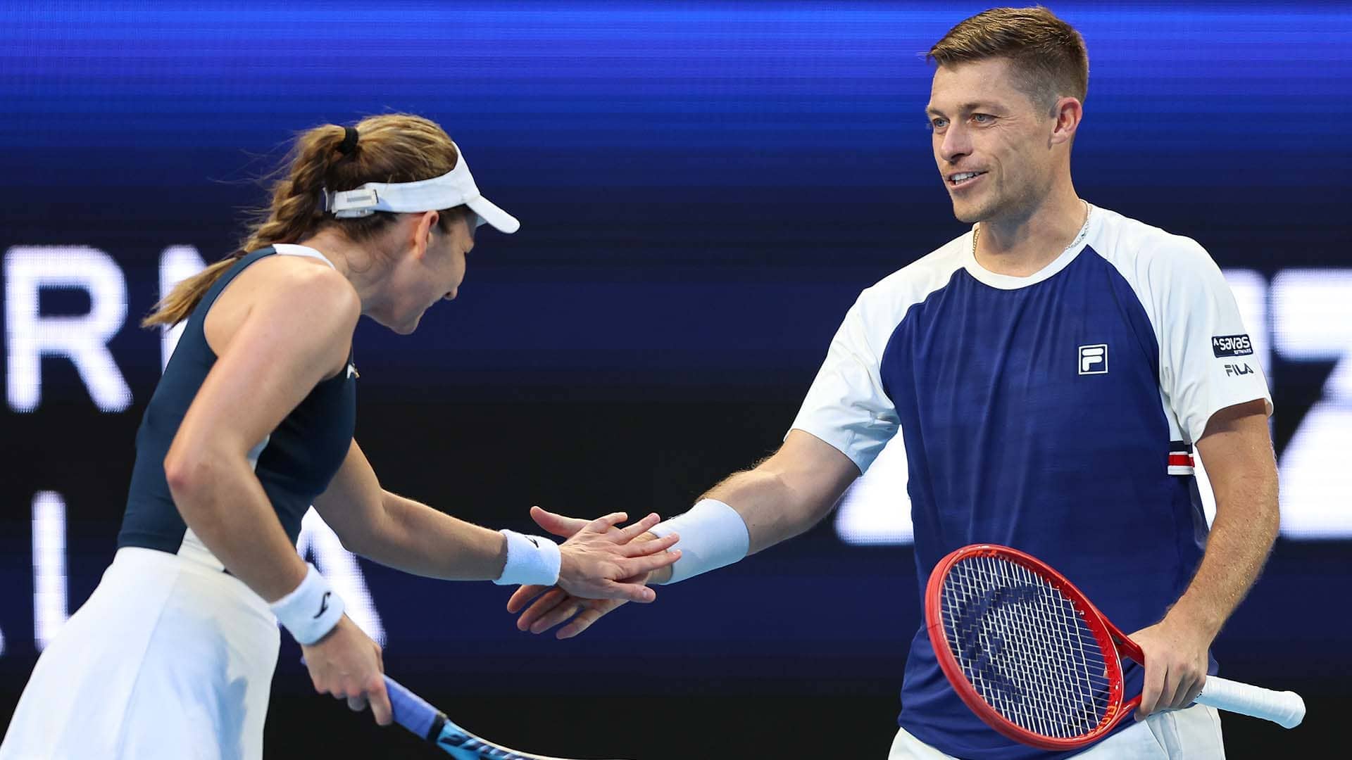 Nicholls/Skupski deny Osaka-led Japan at United Cup with help from ‘Timeout Tim’