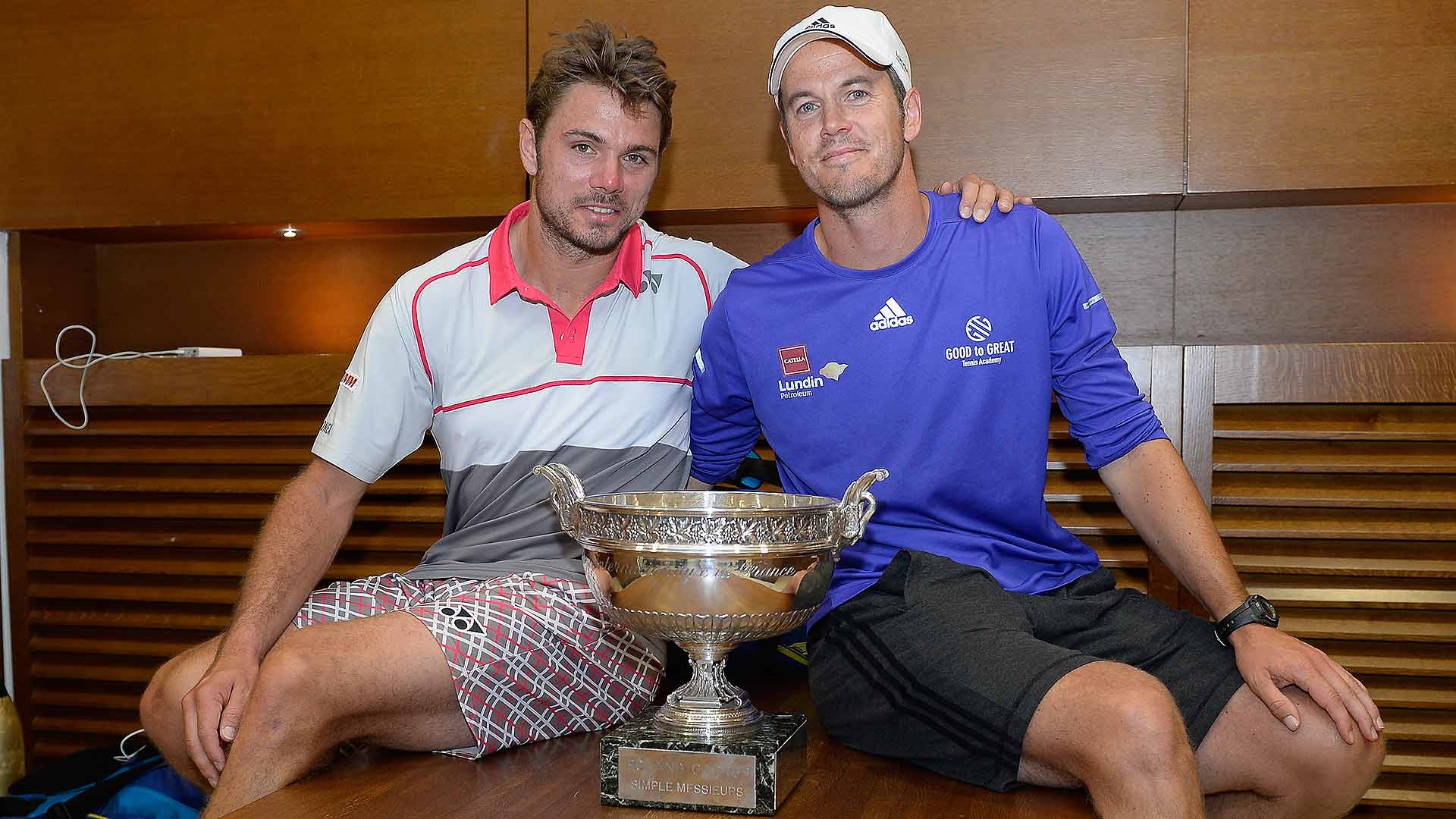<a href='https://www.atptour.com/en/players/stan-wawrinka/w367/overview'>Stan Wawrinka</a> and coach <a href='https://www.atptour.com/en/players/magnus-norman/n250/overview'>Magnus Norman</a> celebrate their 2015 <a href='https://www.atptour.com/en/tournaments/roland-garros/520/overview'>Roland Garros</a> triumph.
